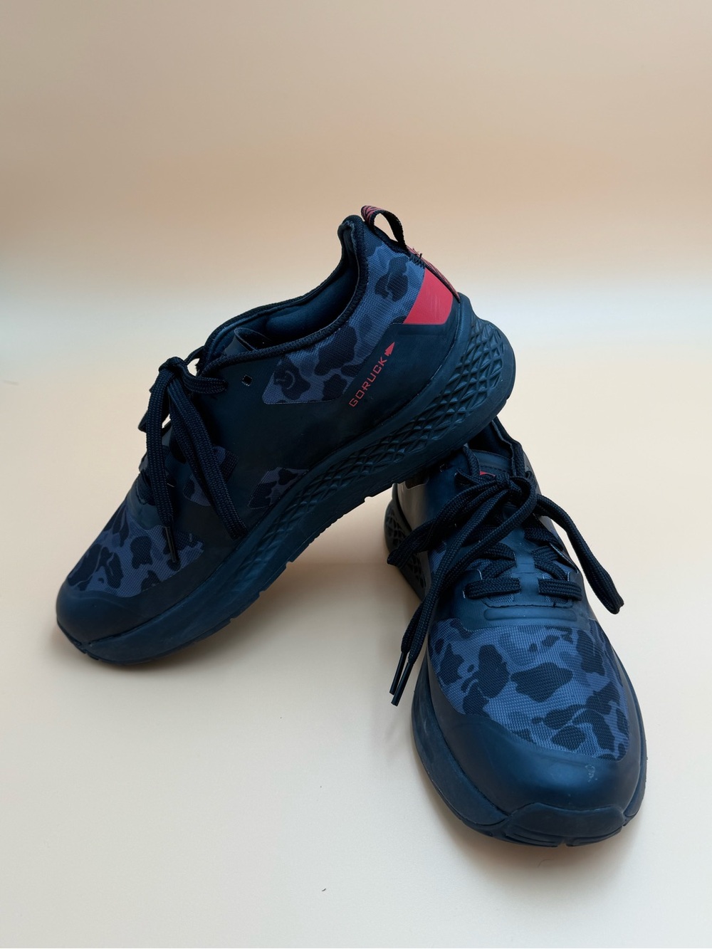 GORUCK Rough Runner Shoe Unisex Sz Women’s 9.5 /Men’s 7.5 Black Gray Camo Red